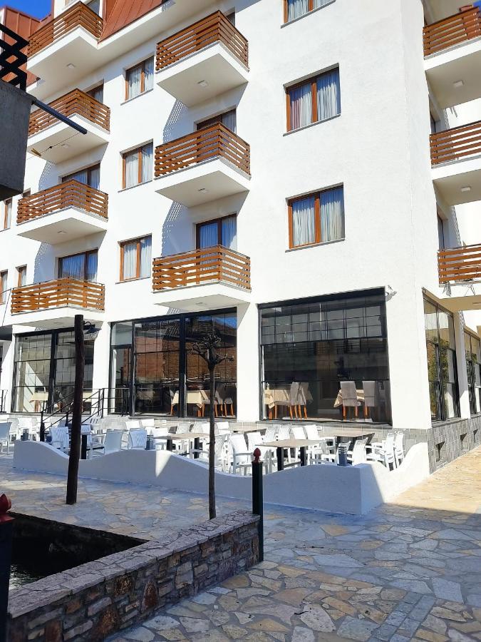 Grand Hotel Pogradec Tushemisht Exterior foto